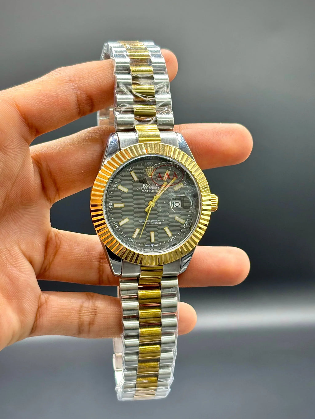 Grey Textured Dial Two-Tone Chain Watch – Datejust 41 - elapse