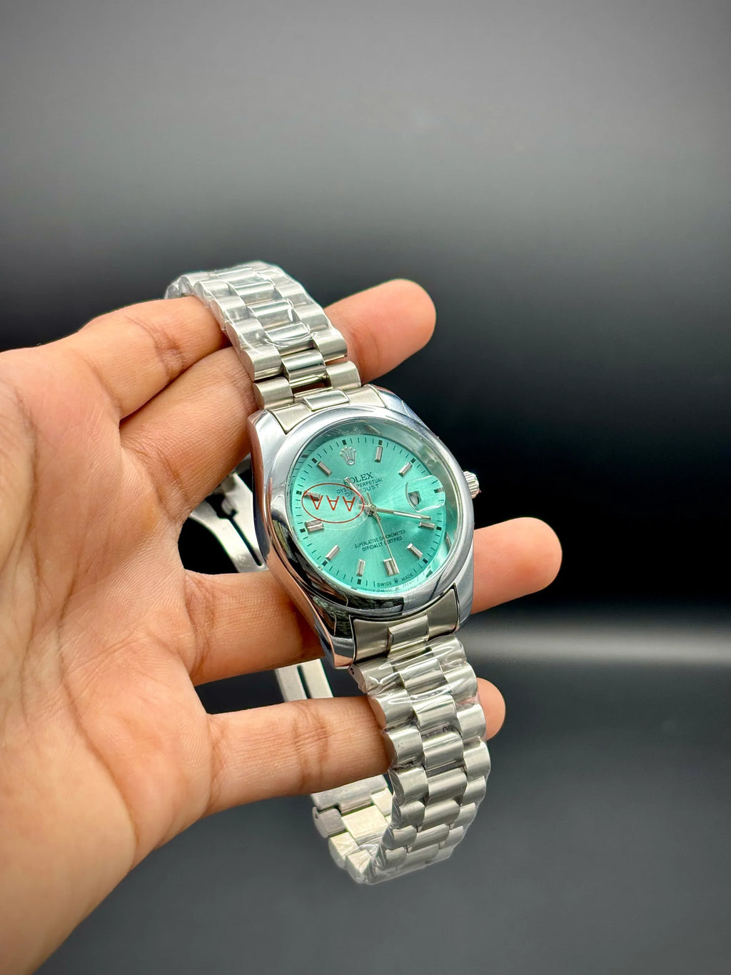 Turquoise Dial Oyster Style Watch – All-Silver Bracelet (41 mm) - elapse