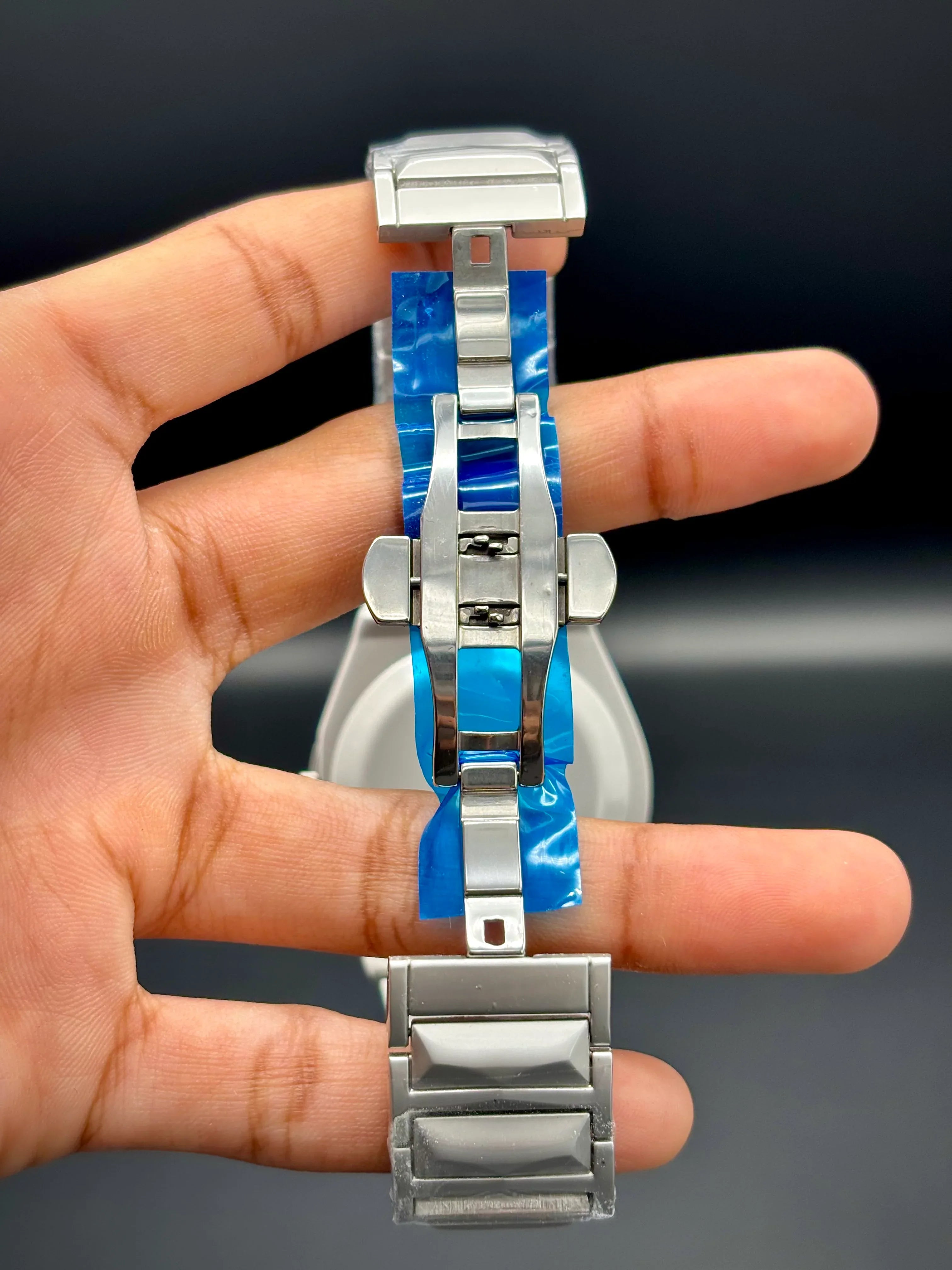 Hublot – White Dial with Silver Case & Diamond-Cut Chain - elapse