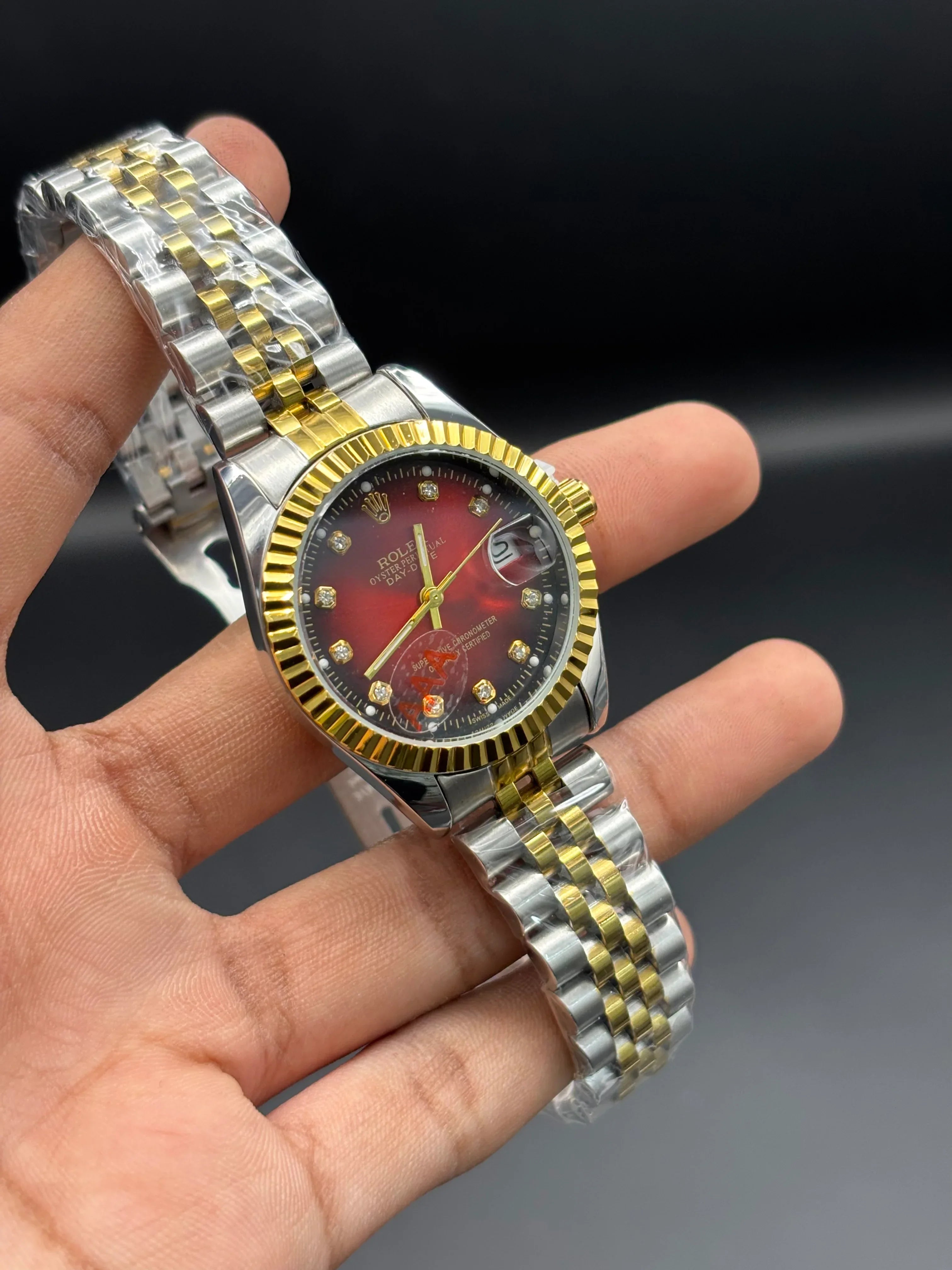 Rolex Datejust 36 – Two-Tone Gold & Steel with Red Vignette Diamond Dial - elapse