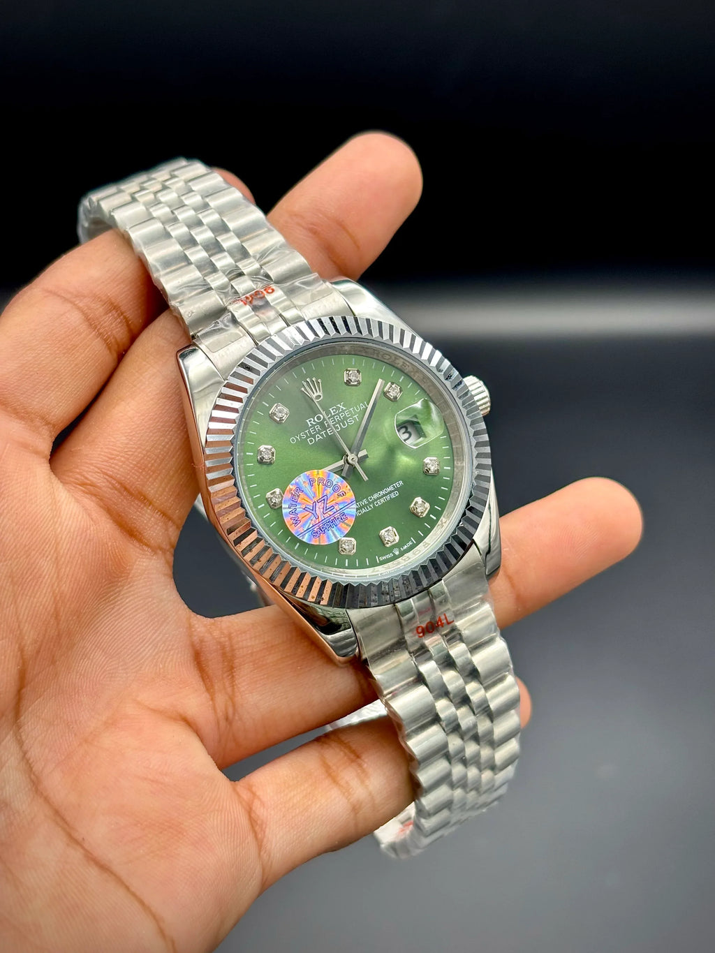 Luxury Green Dial Silver Chain Watch – Master Grade Rolex Style with Same-Day Date - elapse