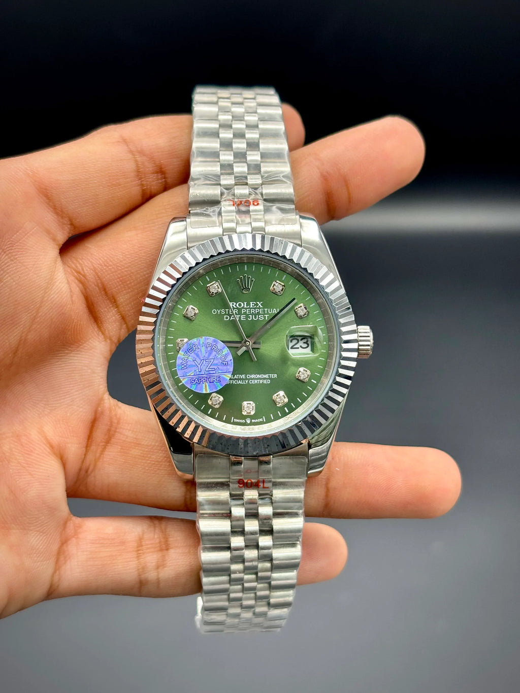 Luxury Green Dial Silver Chain Watch – Master Grade Rolex Style with Same-Day Date - elapse