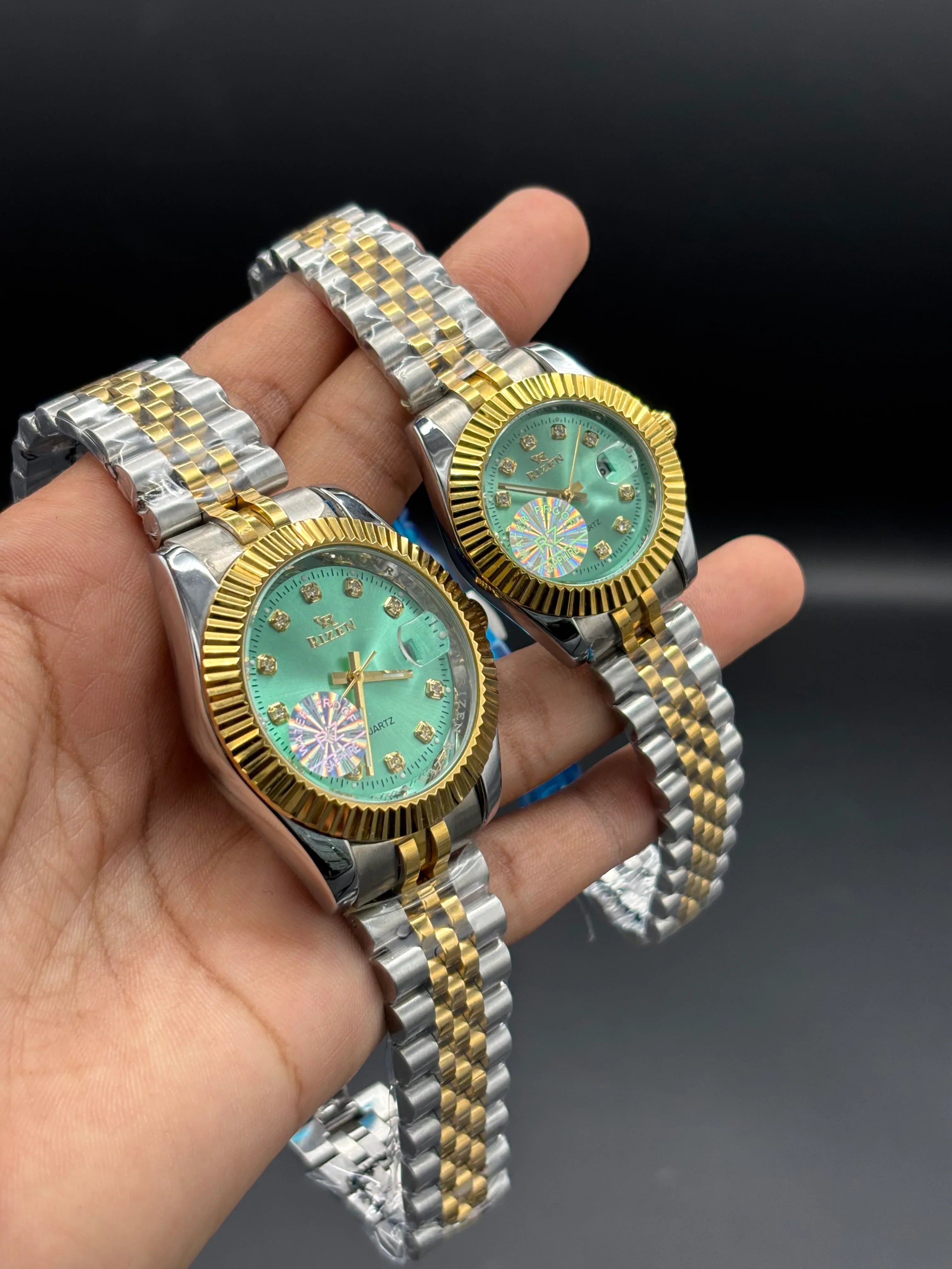 RIZEN Two-Tone Gold & Silver Couple Watch Set – Emerald Green Dial | Premium Quartz - elapse