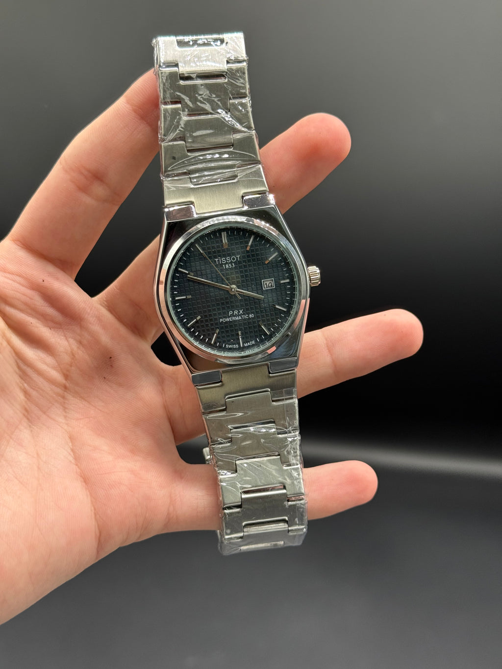 Blue Dial Classic Style | Silver Stainless Steel Bracelet | Slim Elegant Case | Date Function | Clean Minimal Design