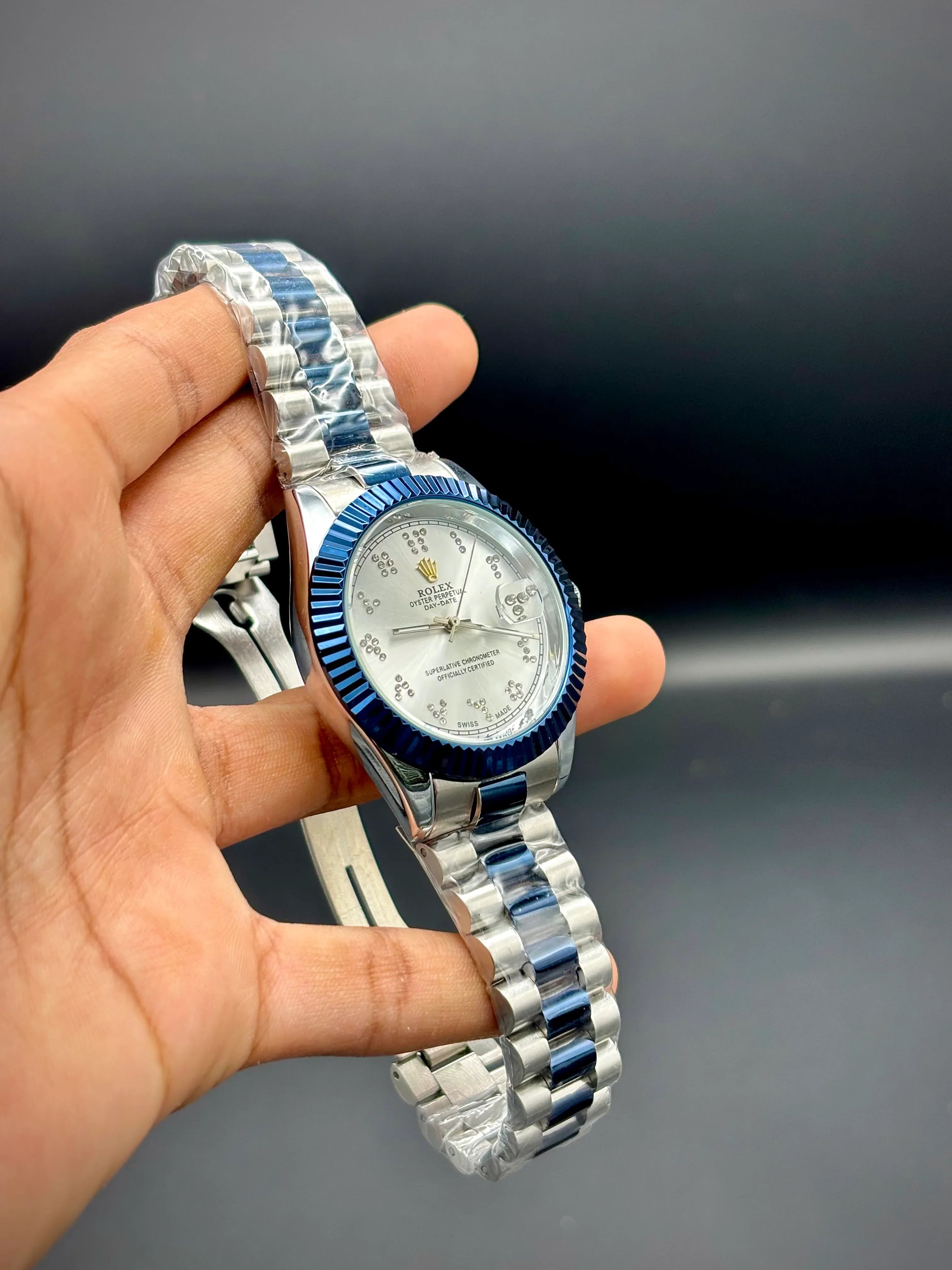White Dial Datejust Style Watch – Two-Tone Blue & Silver Bracelet (41 mm) - elapse