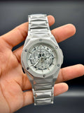 Hublot – White Dial with Silver Case & Diamond-Cut Chain - elapse