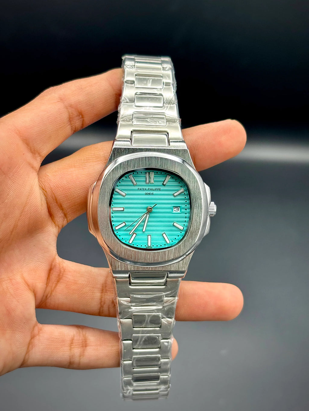 Patek Philippe Nautilus Stainless Steel – Tiffany Blue Dial with Date - elapse