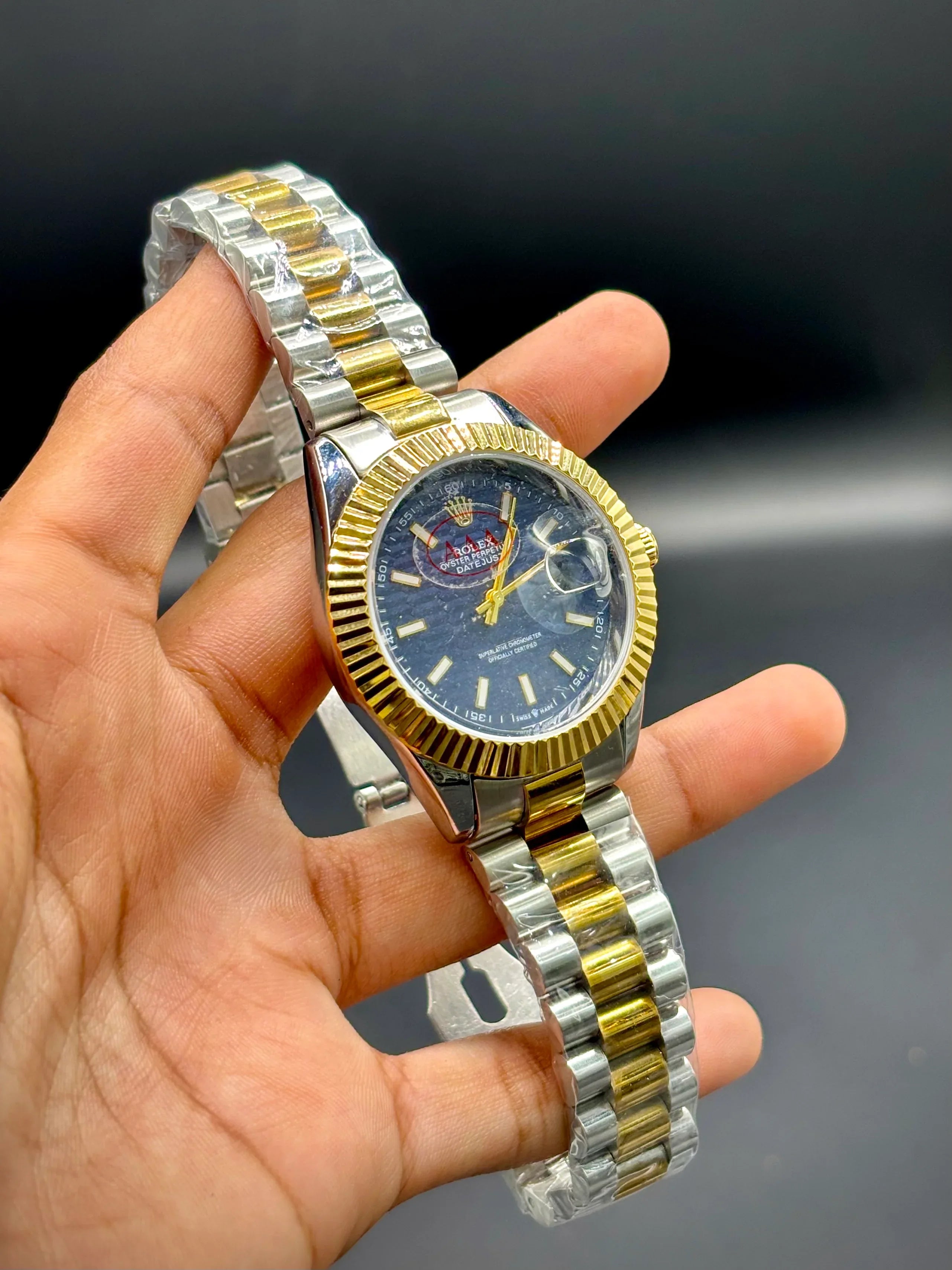 Blue Textured Dial Two-Tone Chain Watch – Datejust 41 - elapse