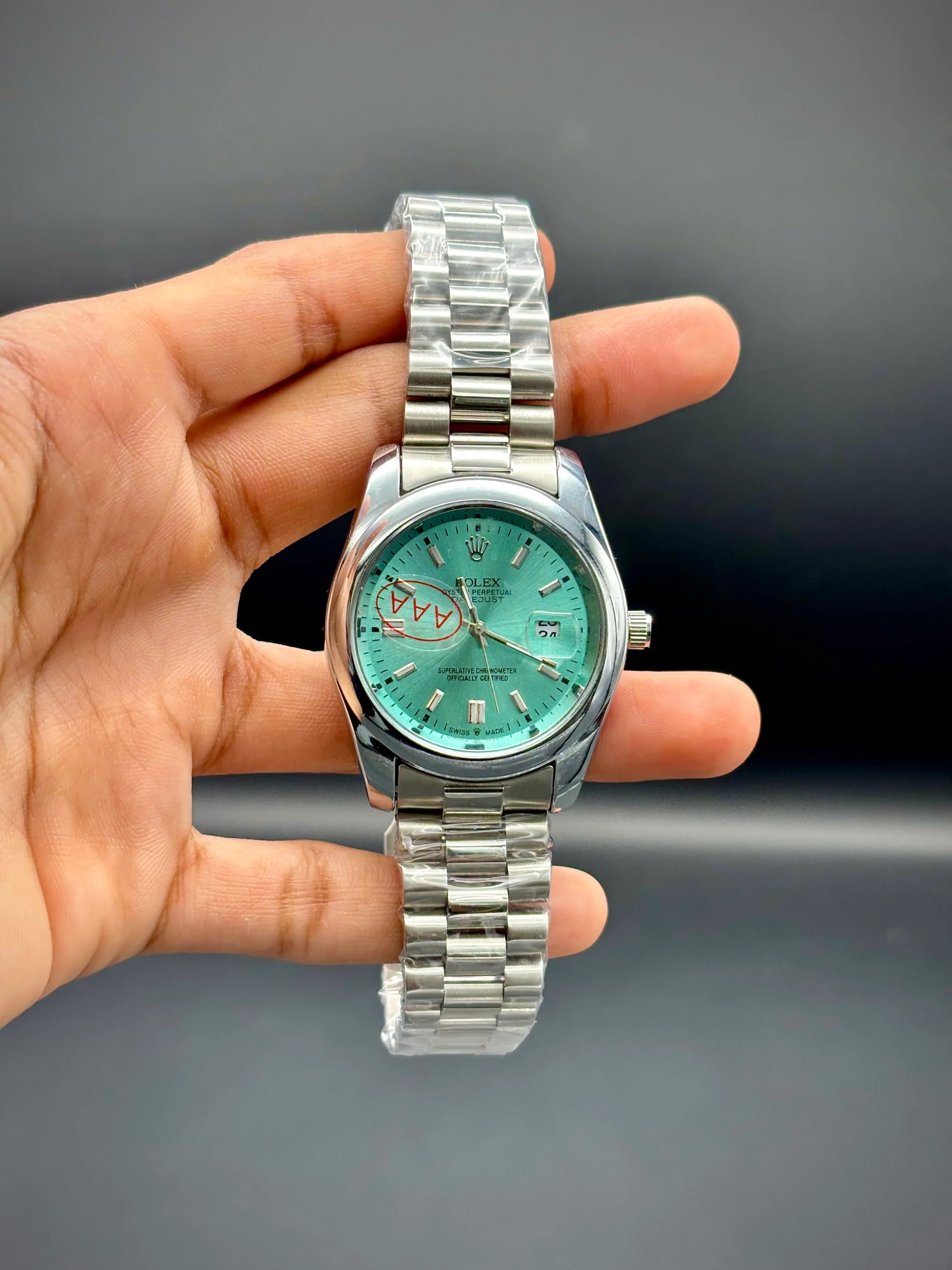 Turquoise Dial Oyster Style Watch – All-Silver Bracelet (41 mm) - elapse