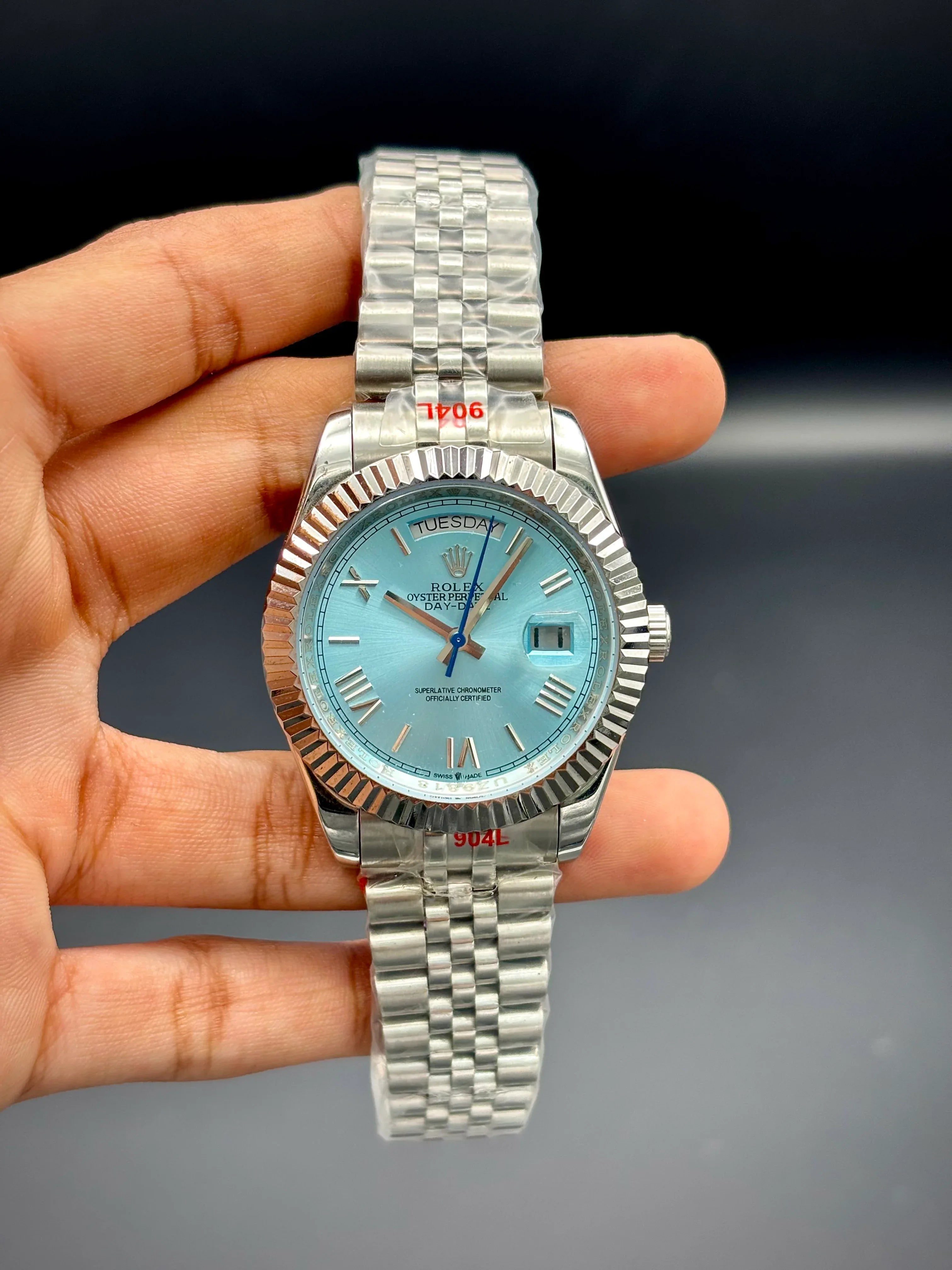 Master Grade YZ Day-Date – Rolex-Inspired Silver Watch (Tiffany Blue Dial) - elapse