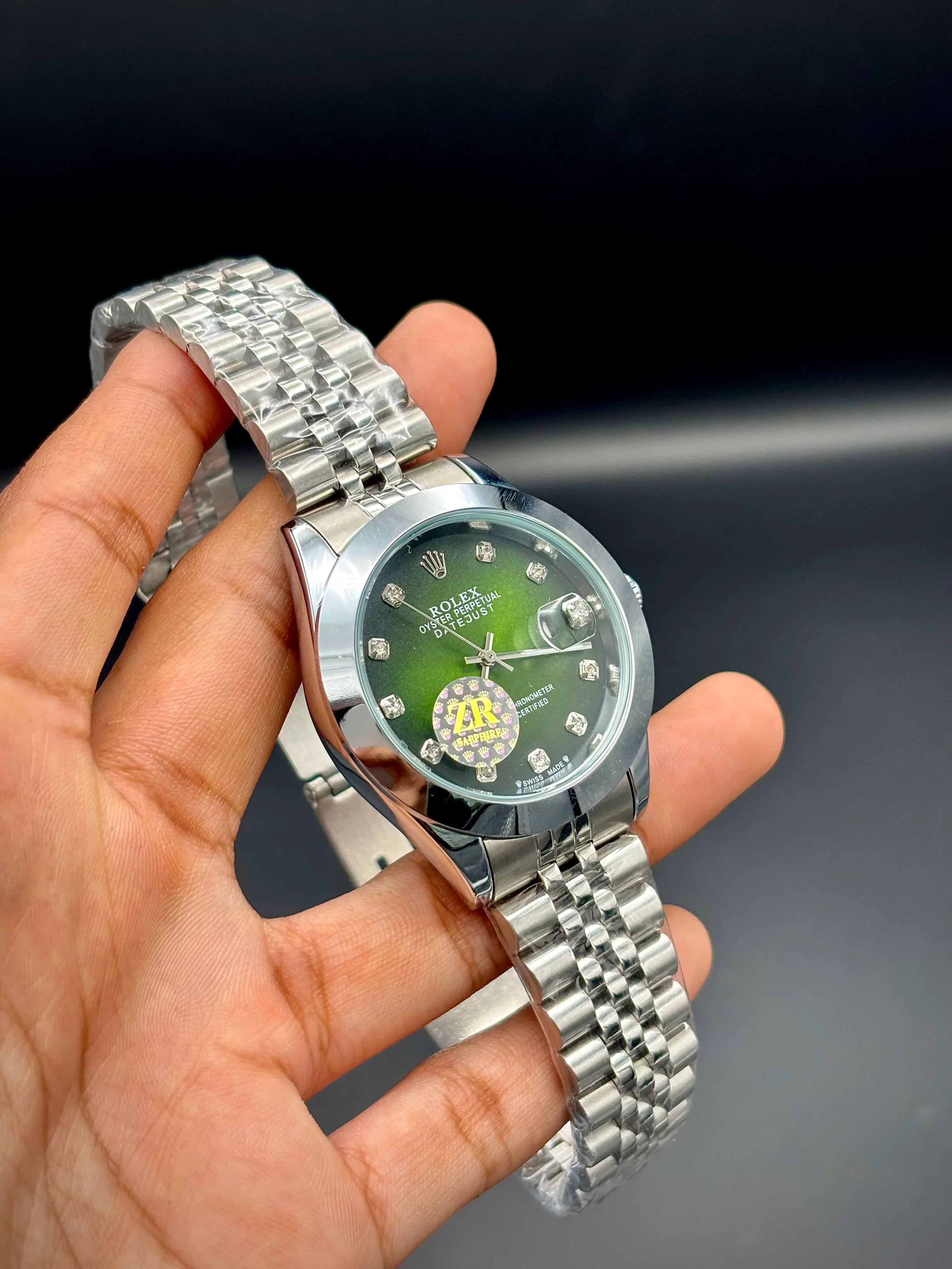 Olive Green Dial Datejust Style Watch – Polished Silver Bracelet (41 mm) - elapse