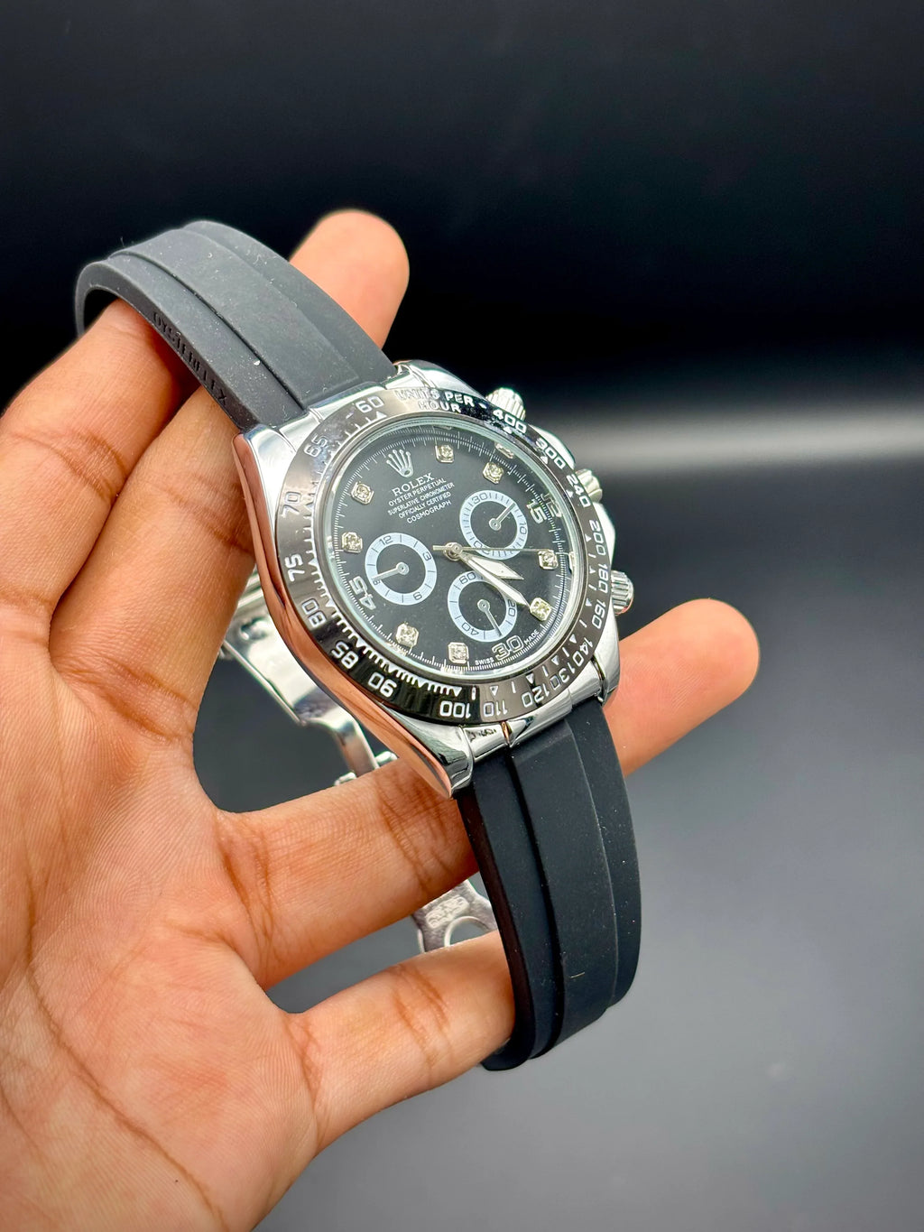 Black Diamond-Marker Daytona Style Watch – Sporty Rubber Strap (42 mm) - elapse